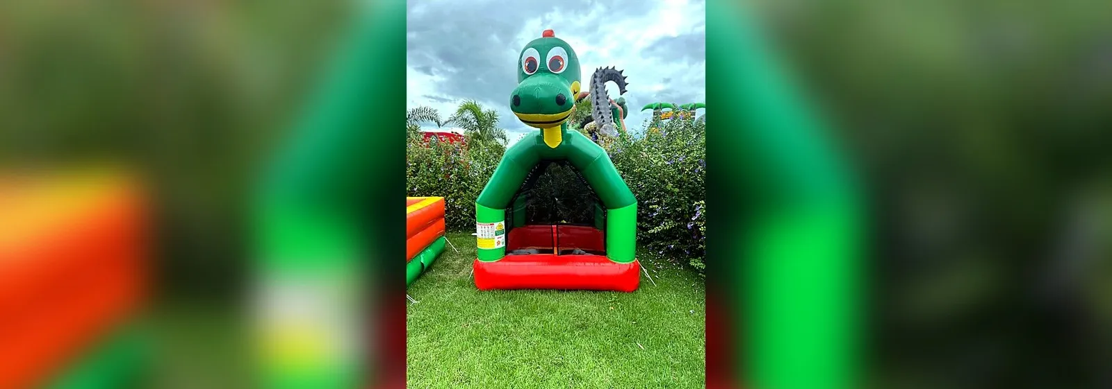 Piscina Dino — brinquedo médio para festa no Rio de Janeiro